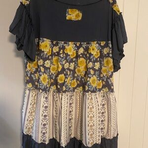 POL Floral Patchwork blouse with Ruffle Sleeves SIZE XL